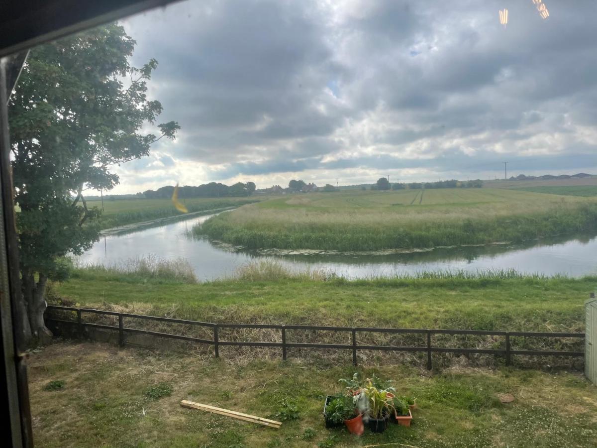 Luxury Glamping At The Riverside Hotel Skegness Kültér fotó